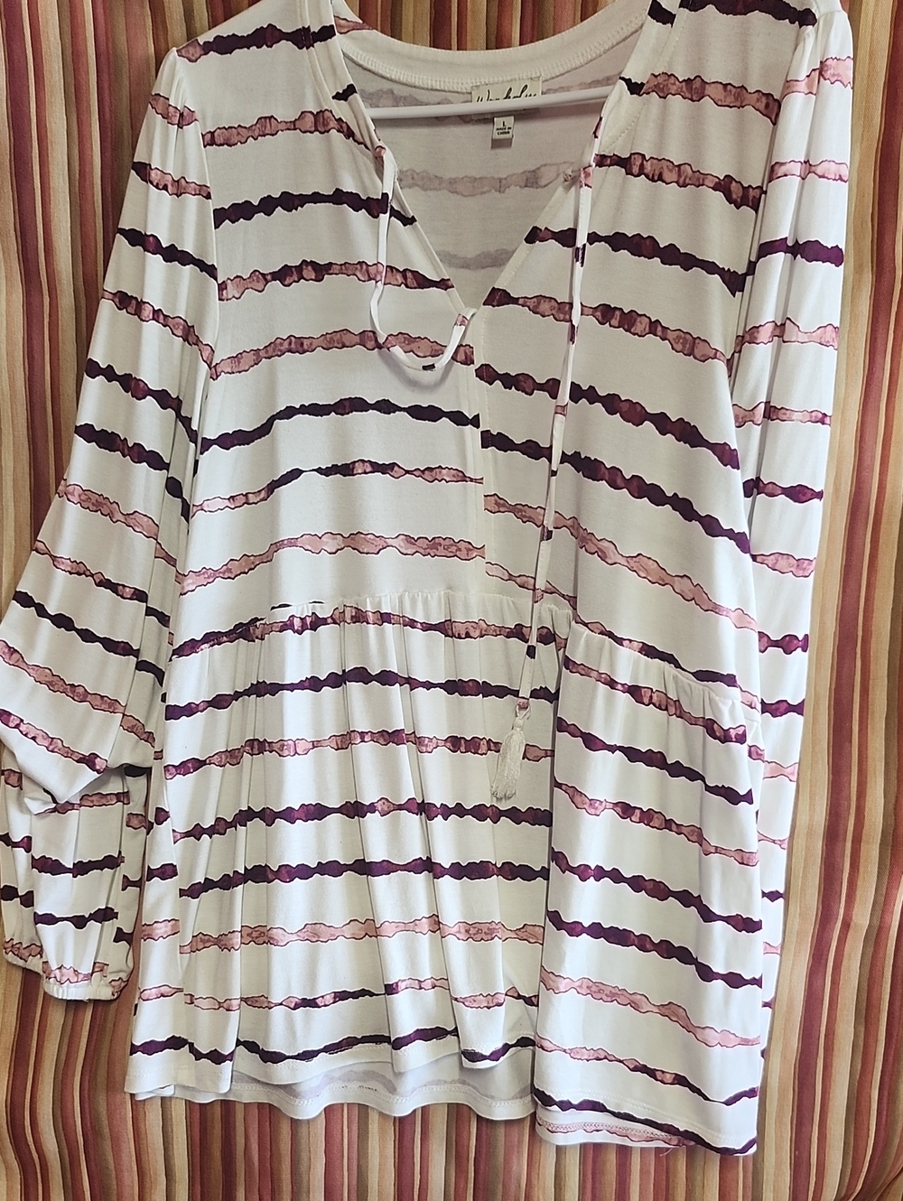 Wonderly White Blouse with Pink & Plum Stripes and V-Neck Tie
